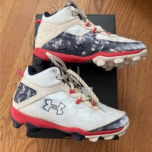 Under Armour Kids' baseball cleats
